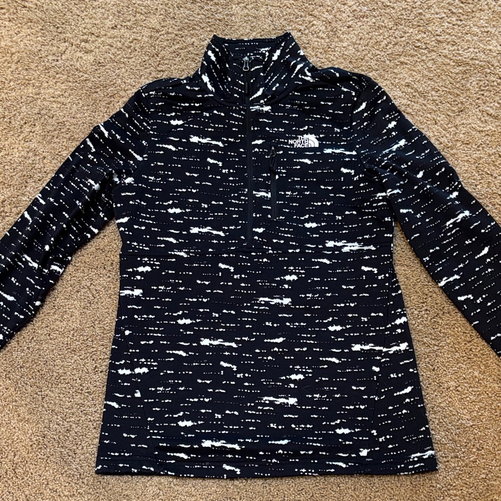 The North Face Black and White Patterned Quarter-Zip